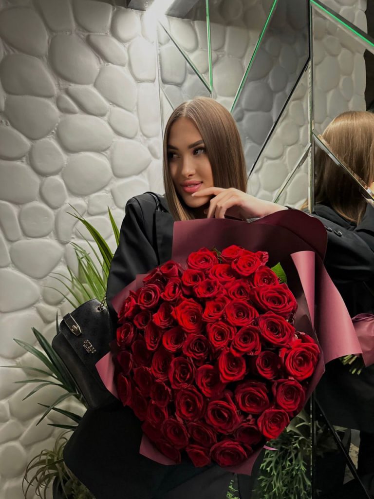 Александрочка предлагает дискретный эскорт в Киеве