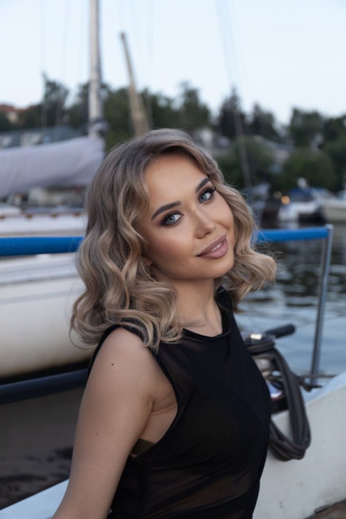 Аврора — вип эскорт в Киеве и области