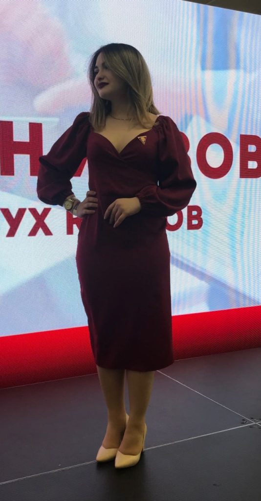 Бель — девушка мечты для ночного отдыха