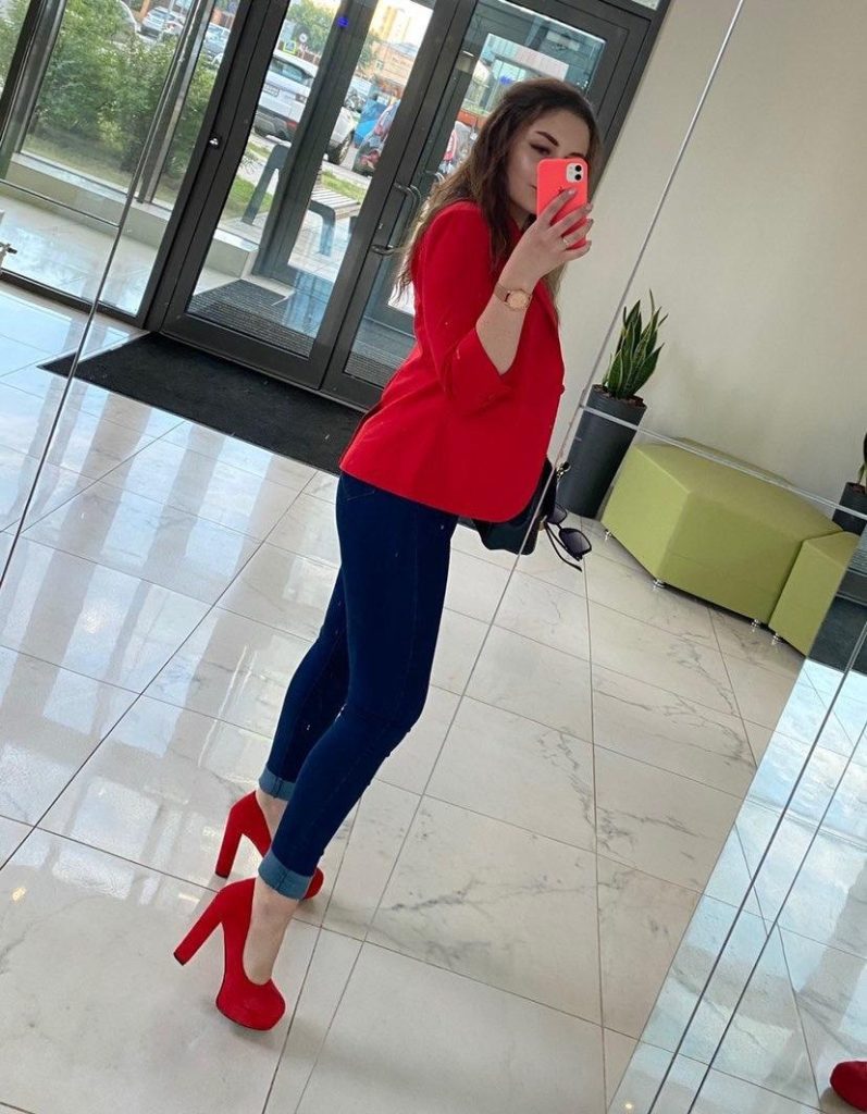 Горячая модель Арина 😍 из района Киева