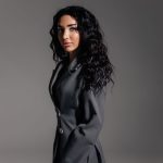 Диночка предлагает профессиональный эскорт в Киеве