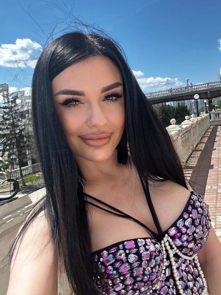 Маруся — вип эскорт в Киеве и области