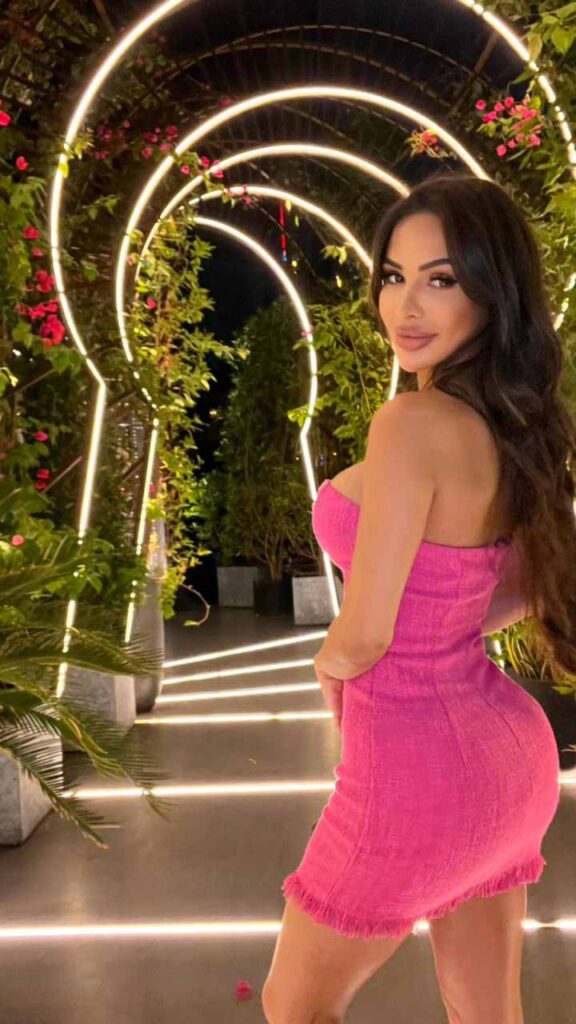 Юля — твоя фантазия для ночного отдыха